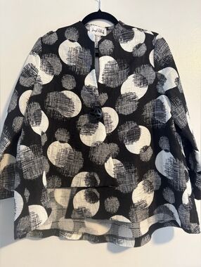 Joseph Ribkoff Black and White Abstract Dot Open Jacket